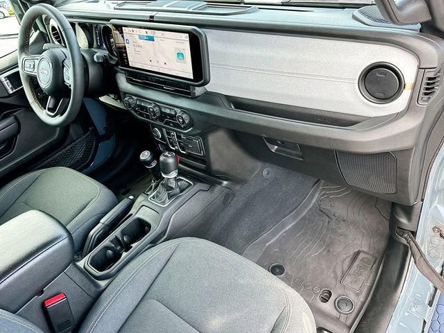 Used 2024 Jeep Wrangler Unlimited Sport AWD/4WD image 28