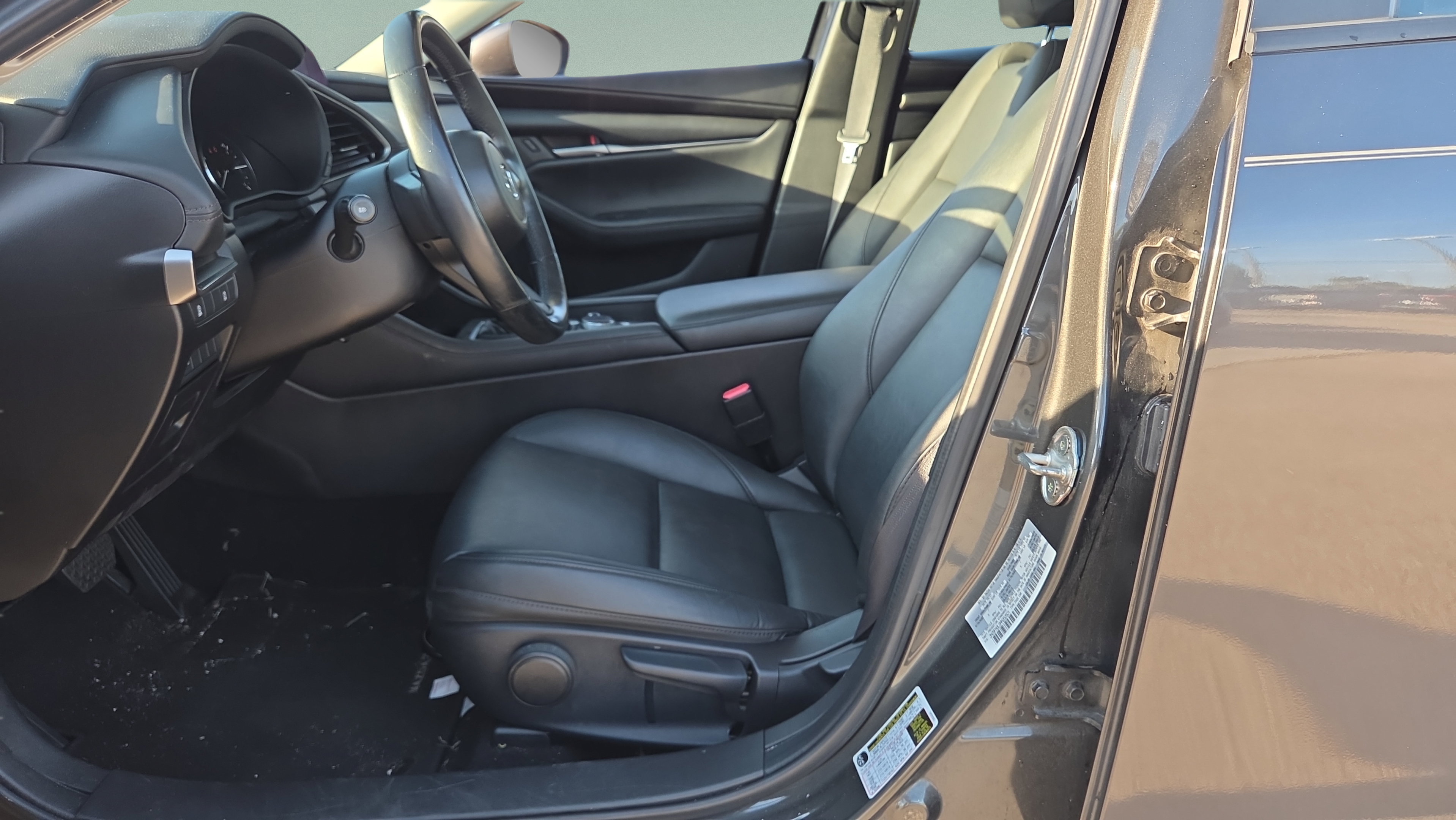 Used 2021 MAZDA MAZDA3 s FWD image 9