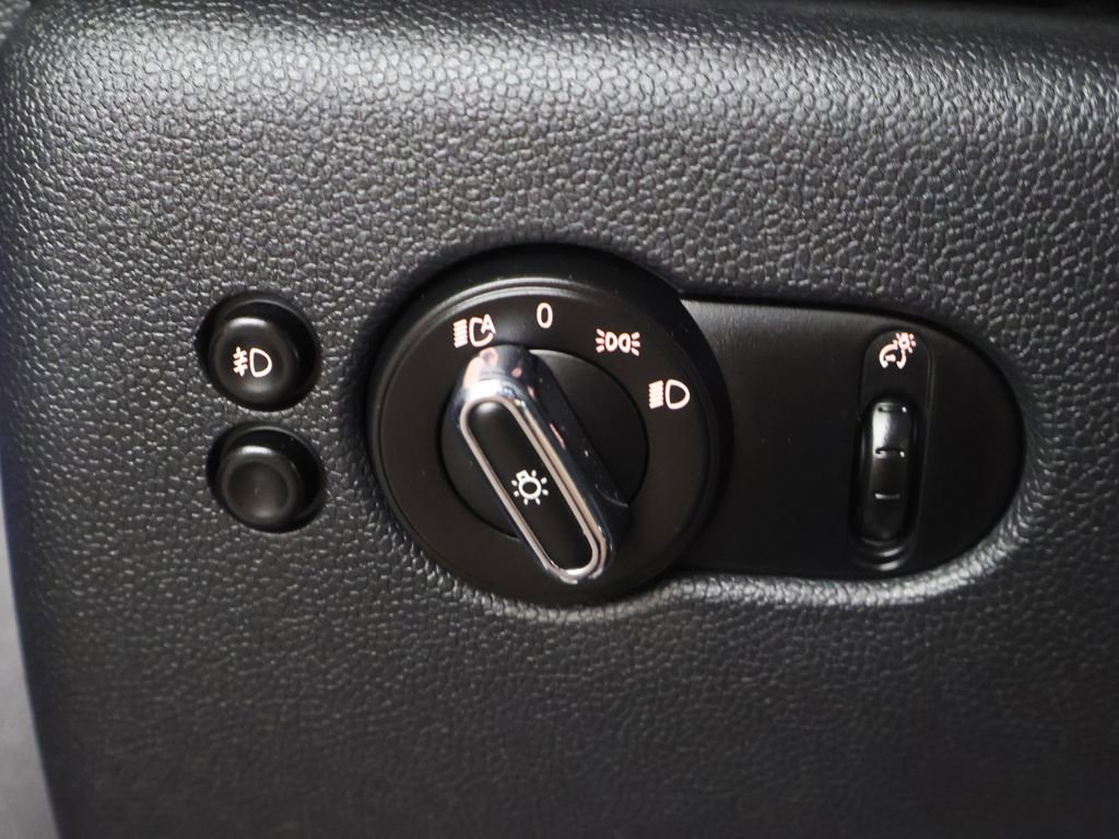 Used 2020 MINI Cooper S w/ Storage Package FWD image 31