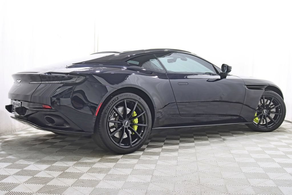 Used 2019 Aston Martin DB11 AMR RWD image 8
