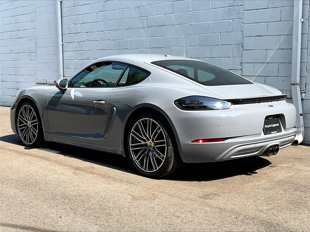 Used 2024 Porsche 718 Cayman Style Edition image 3