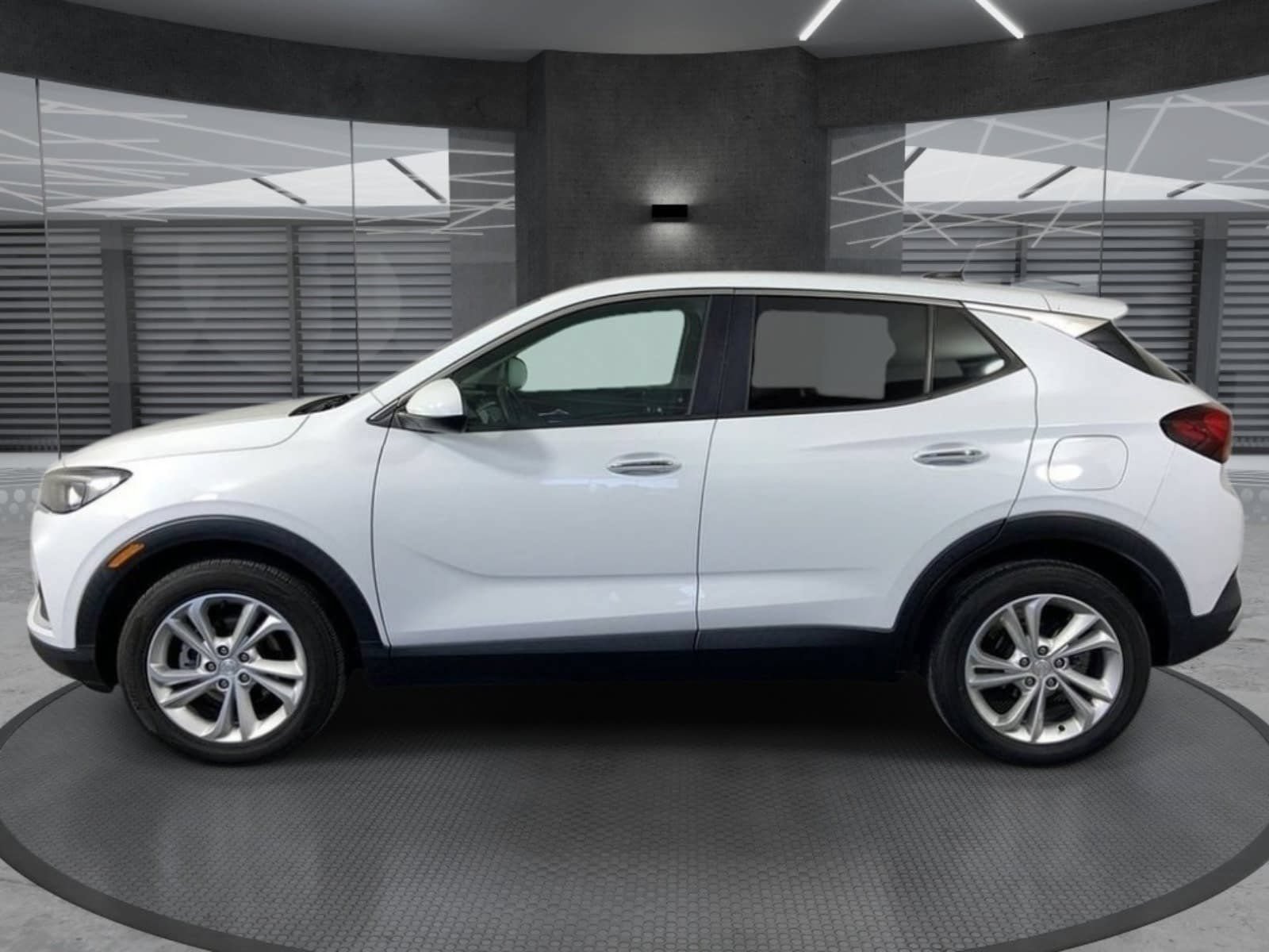 Used 2021 Buick Encore GX Preferred w/ Cold Weather Comfort Package FWD image 8
