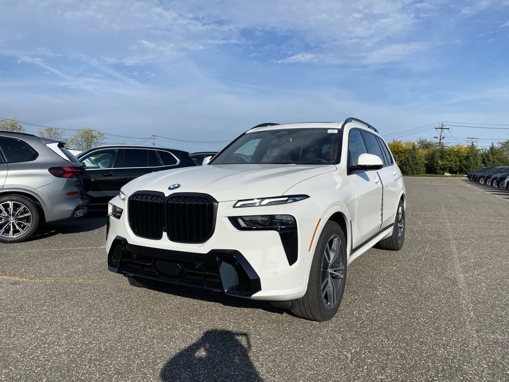 New 2026 BMW X7 xDrive40i