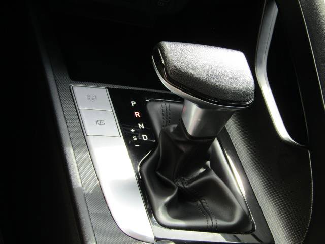 Used 2023 Hyundai Elantra SEL FWD image 21