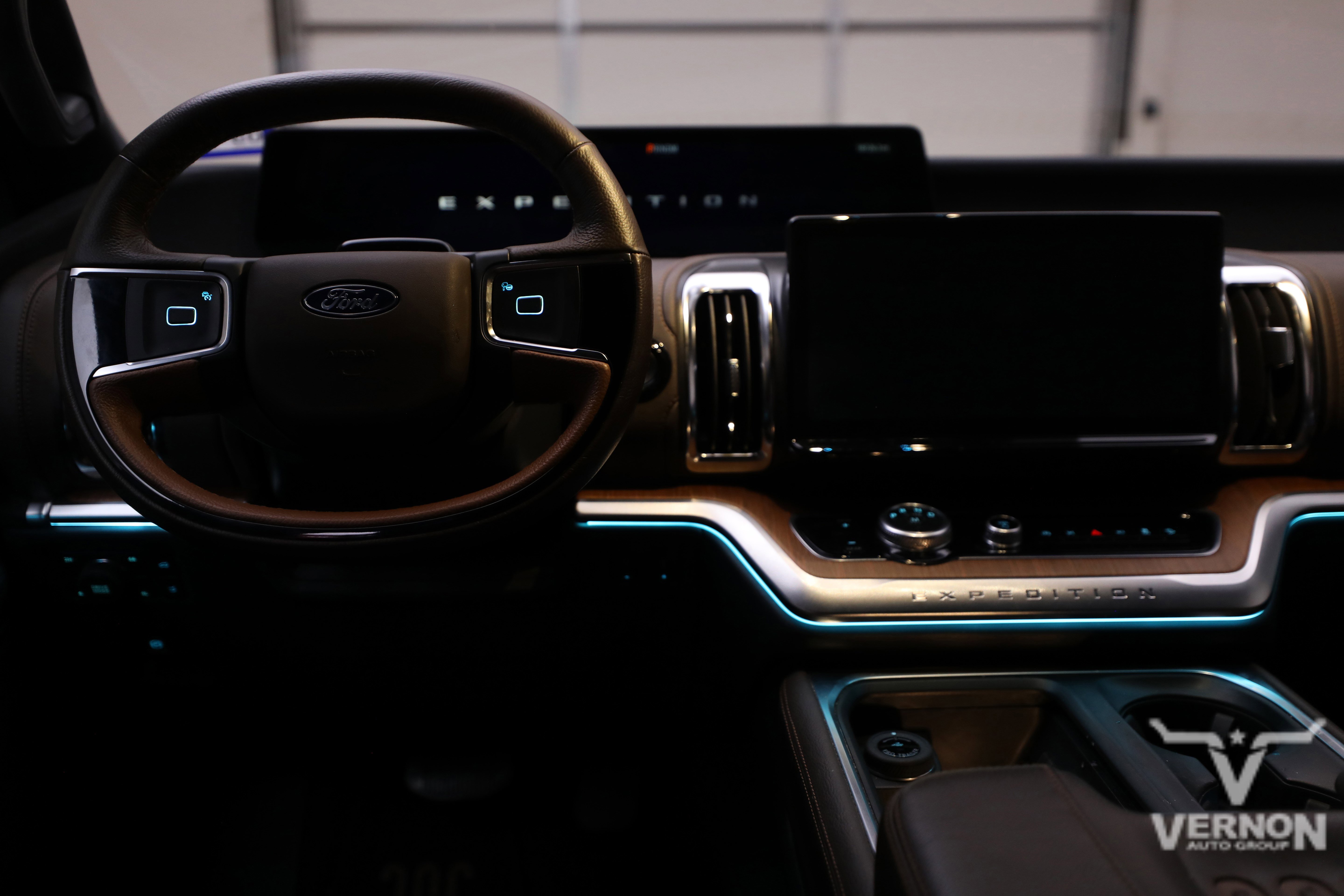 Used 2025 Ford Expedition Max King Ranch image 8