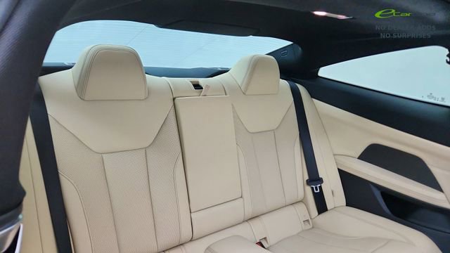Used 2026 BMW M440i Coupe image 23