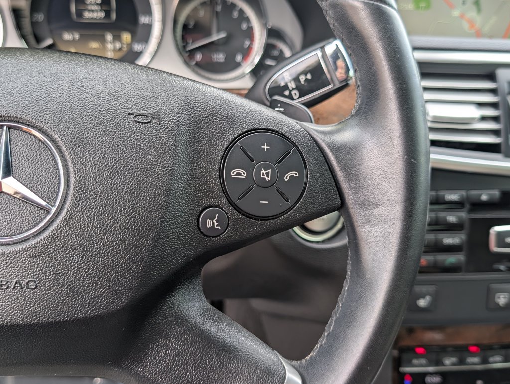 Used 2012 Mercedes-Benz E 350 4MATIC Sedan image 25