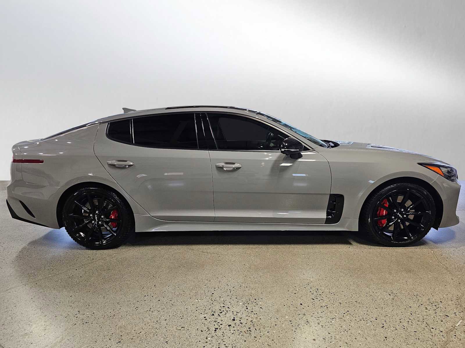 Used 2023 Kia Stinger GT2 w/ Option Group 015 image 8