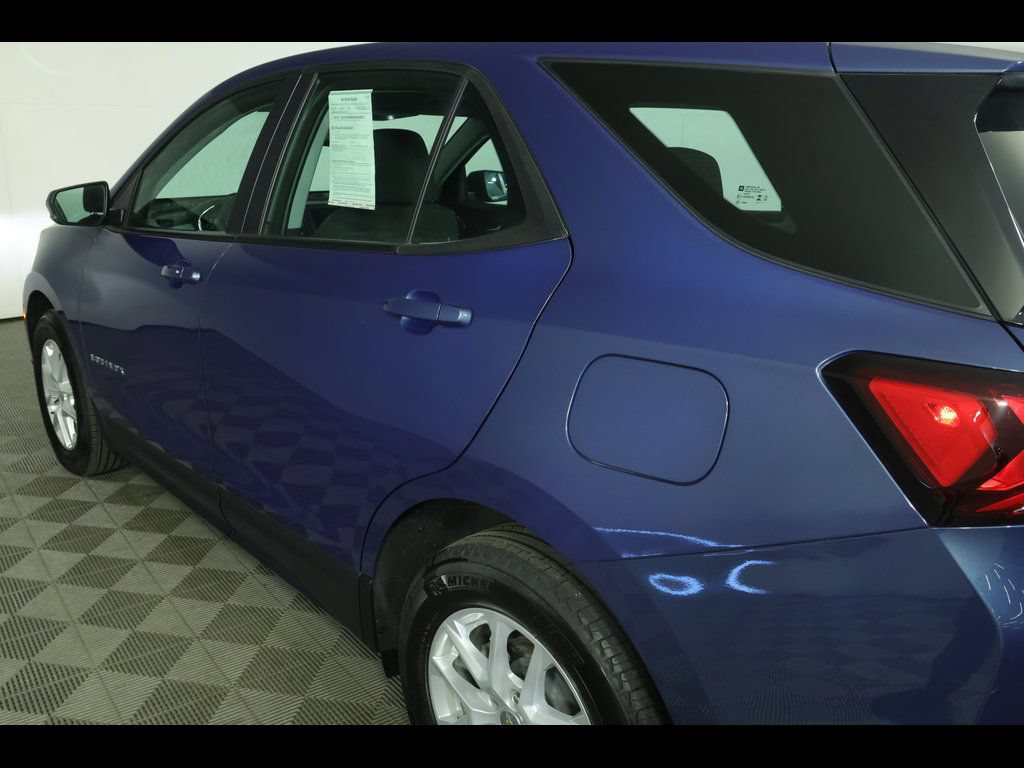 Used 2024 Chevrolet Equinox LS w/ Driver Confidence II Package FWD image 16