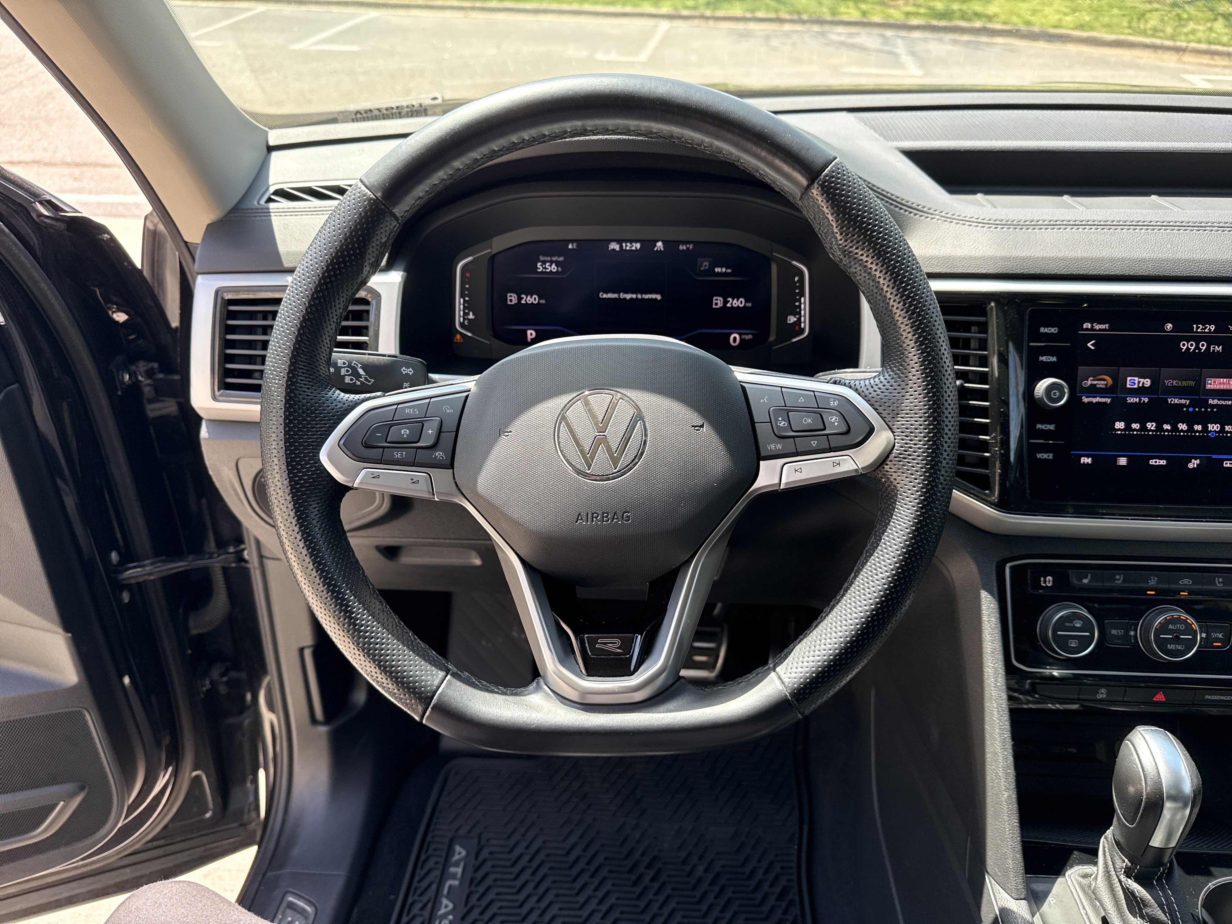 Used 2022 Volkswagen Atlas SEL Premium AWD/4WD image 17