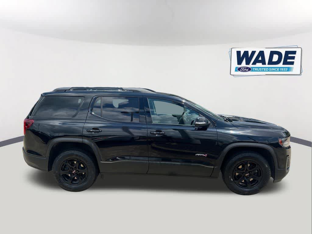 Used 2022 GMC Acadia AT4 w/ Technology Package AWD/4WD image 4