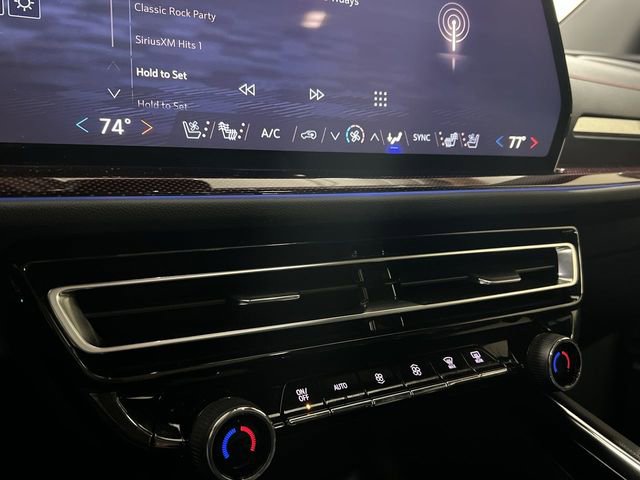 Certified 2025 Chevrolet Traverse RS w/ LPO, Floor Liner Package image 18