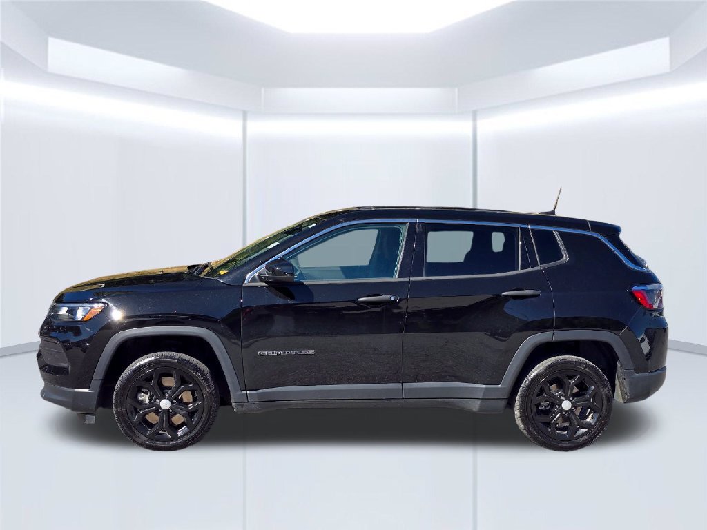 Used 2024 Jeep Compass Sport AWD/4WD image 11