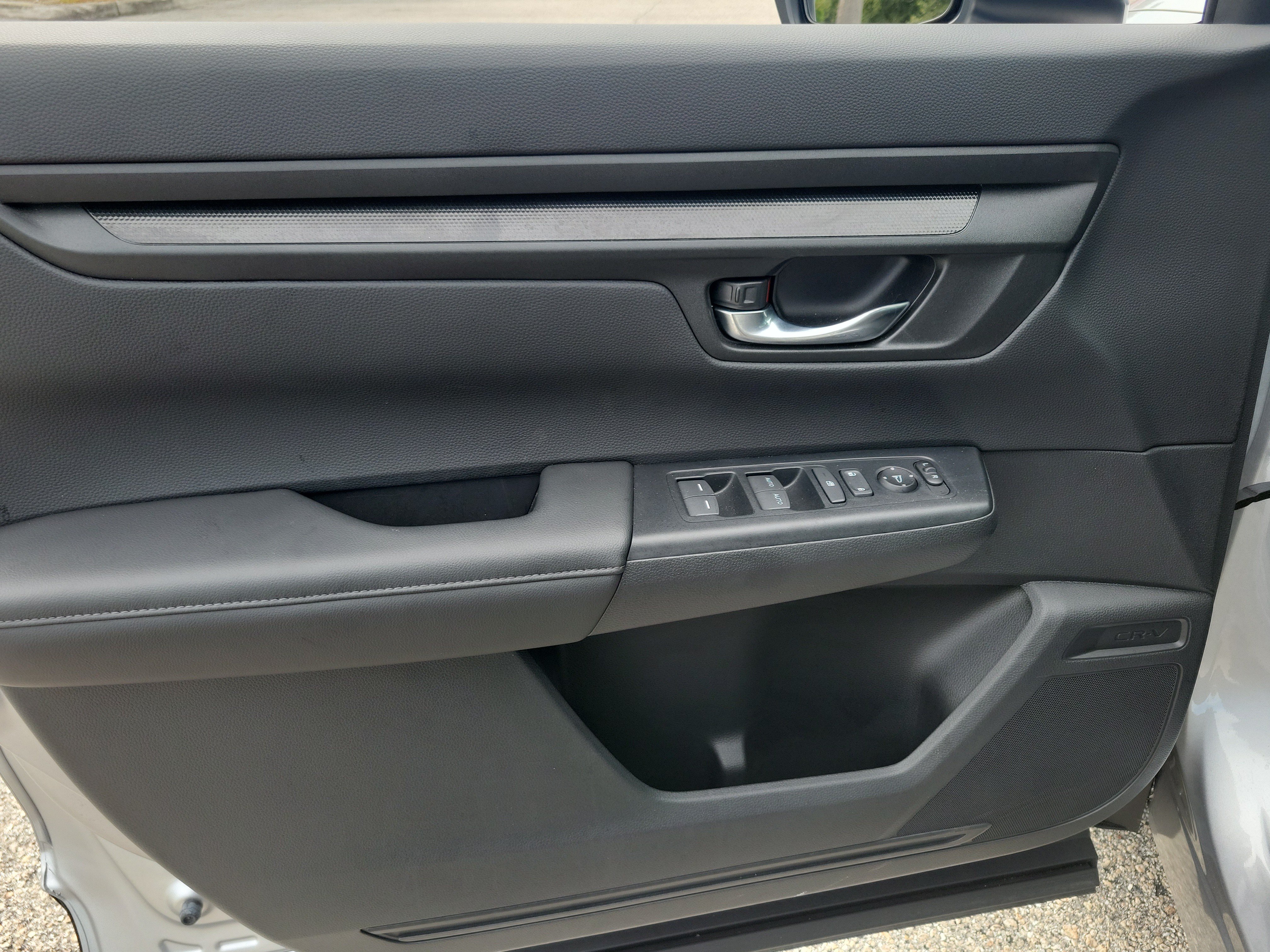 Used 2025 Honda CR-V EX image 22