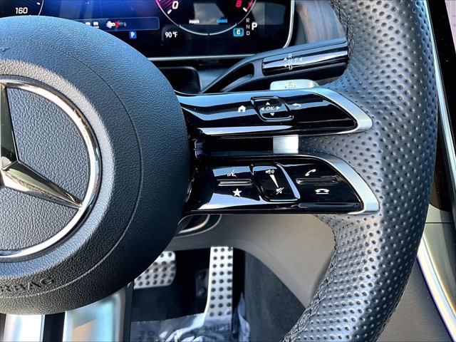 Certified 2025 Mercedes-Benz GLC 300 4MATIC image 21