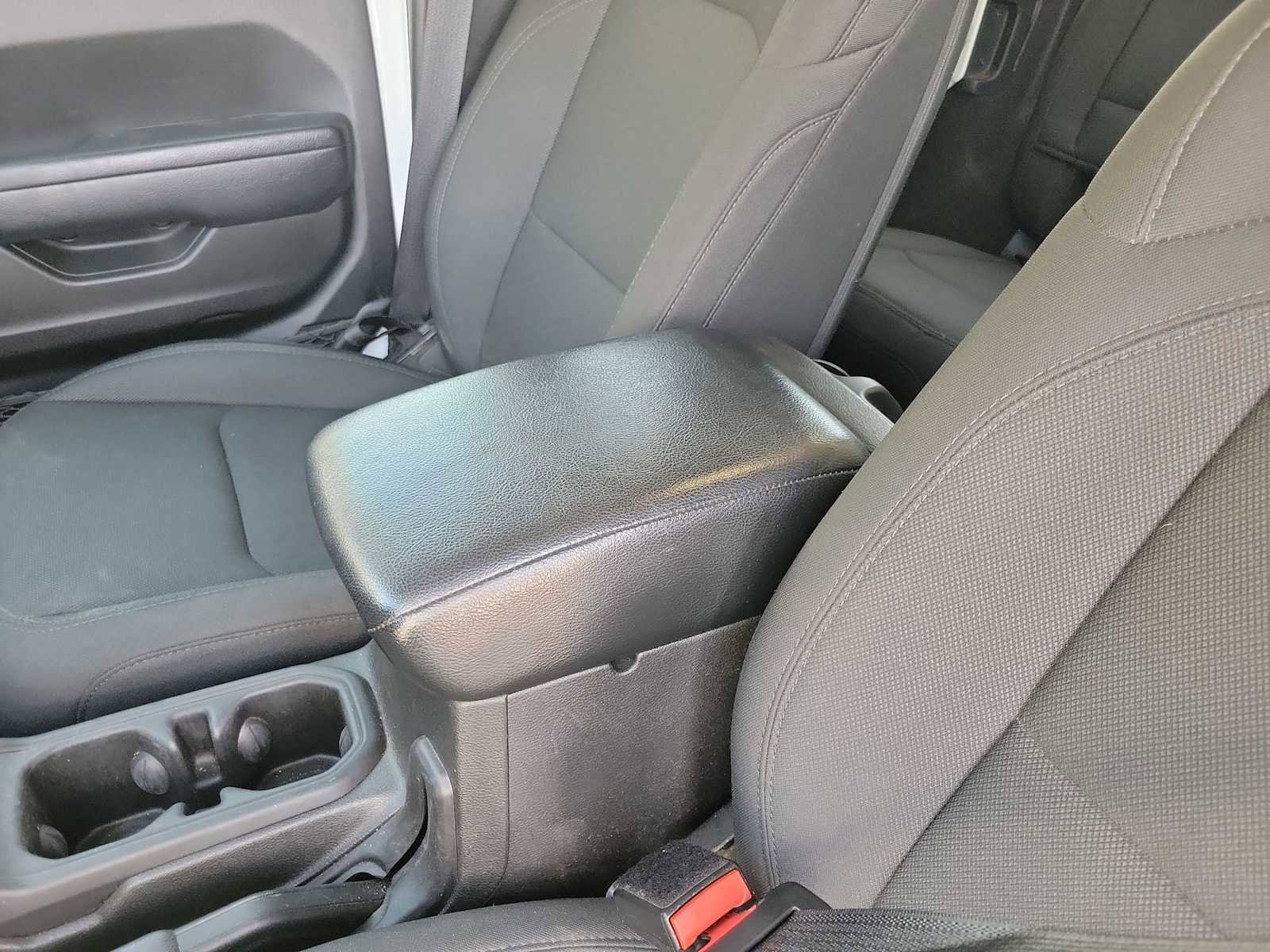 Used 2022 Jeep Wrangler Unlimited Sport AWD/4WD image 20