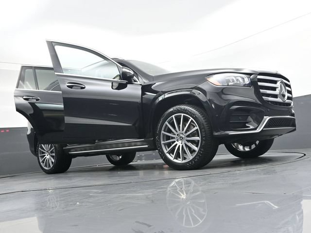 Used 2026 Mercedes-Benz GLS 450 4MATIC image 43