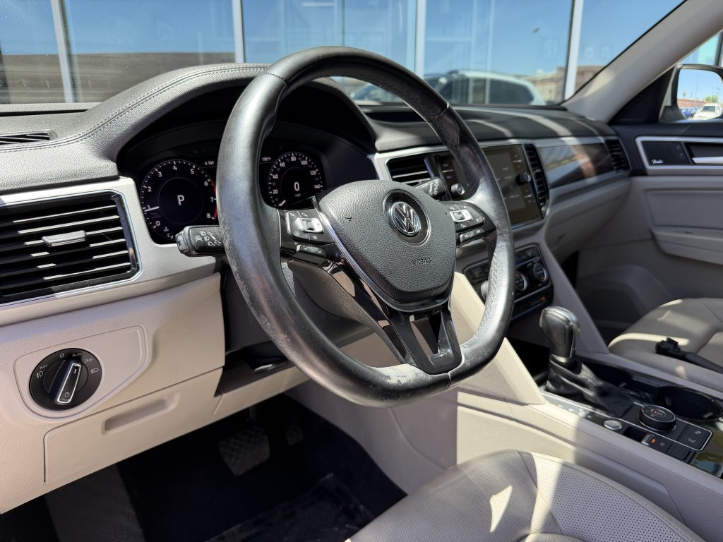 Used 2018 Volkswagen Atlas SEL Premium AWD/4WD image 31