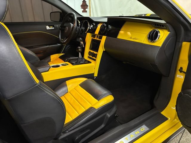 Used 2006 Ford Mustang GT RWD image 16