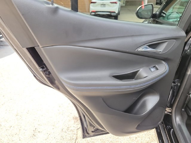 Used 2025 Buick Encore GX Sport Touring w/ Advanced Technology Package FWD image 13