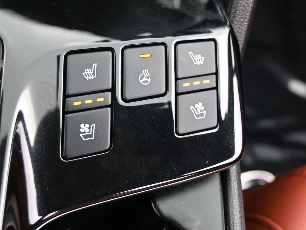 Used 2024 Kia Sportage SX image 24