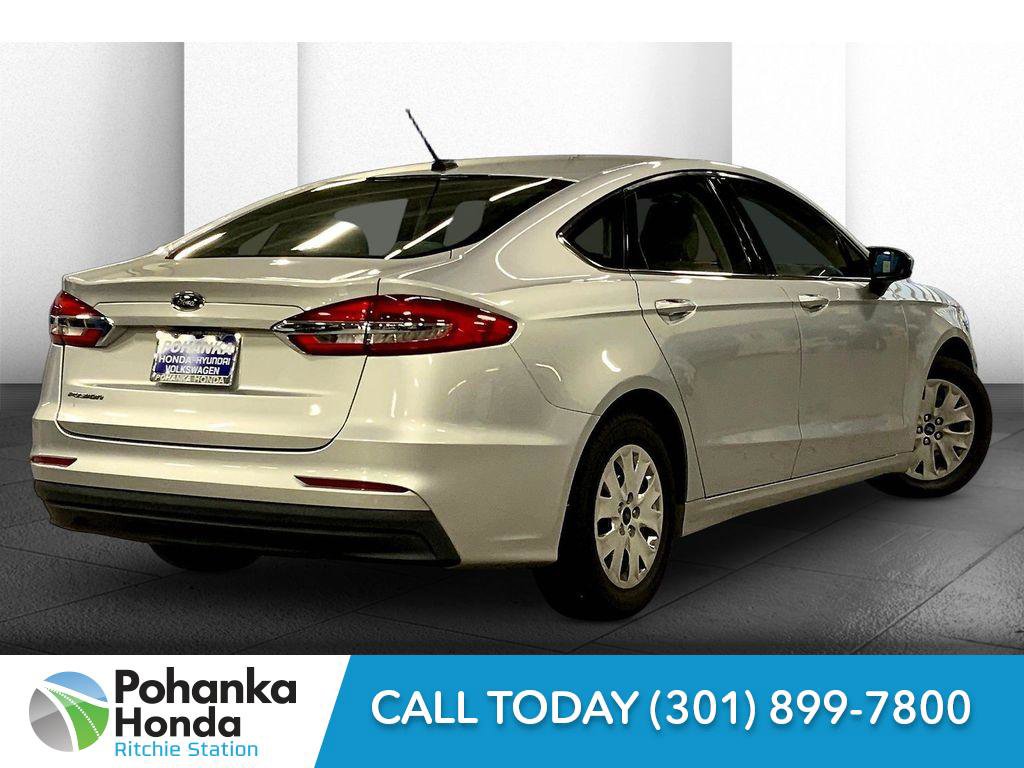 Used 2019 Ford Fusion S image 13