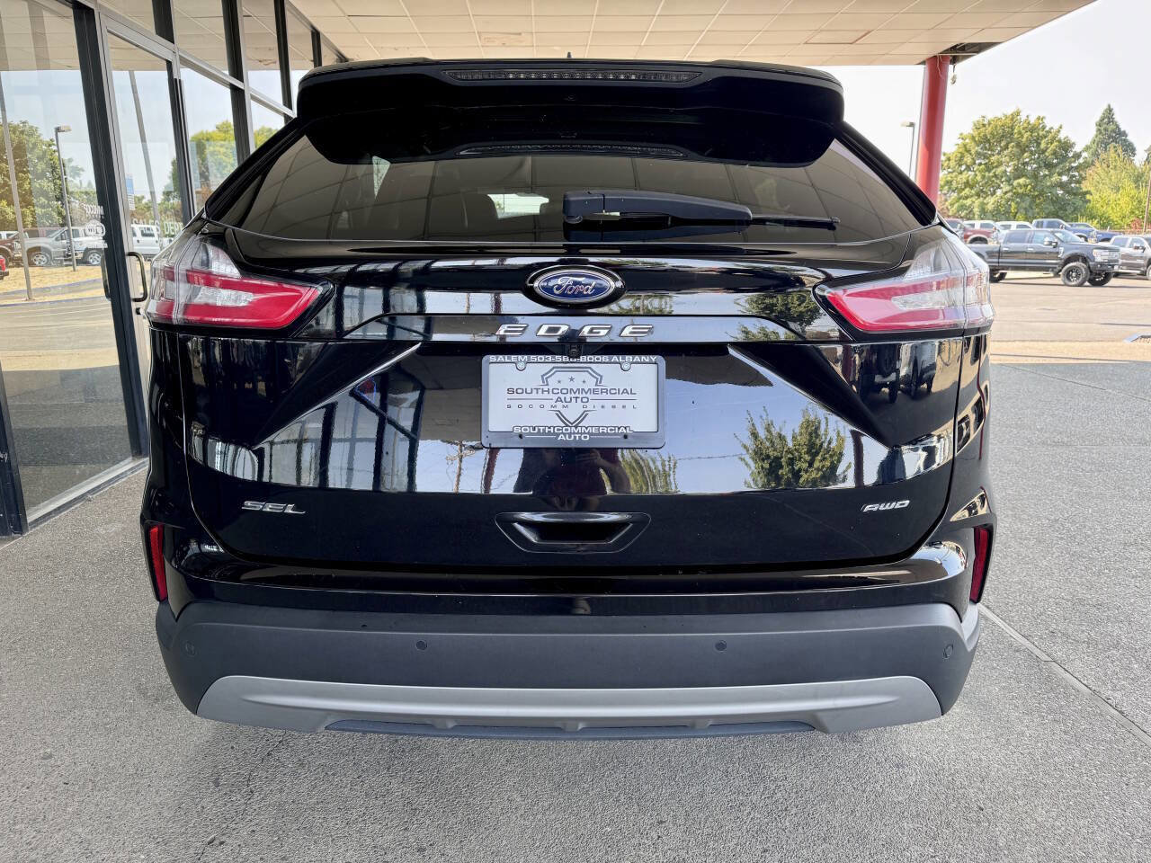 Used 2022 Ford Edge SEL image 6