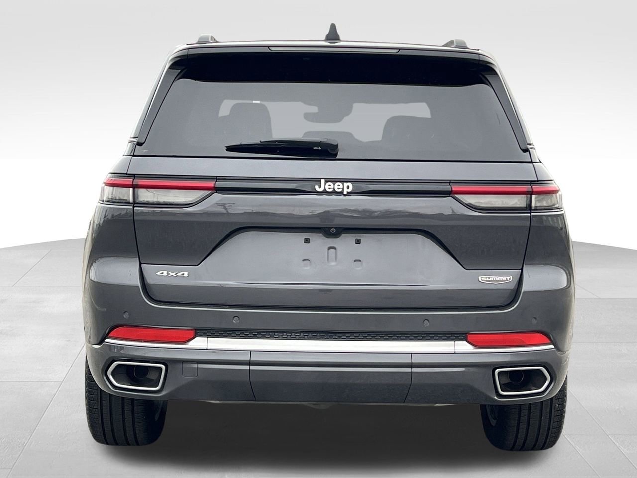Used 2025 Jeep Grand Cherokee Summit image 32
