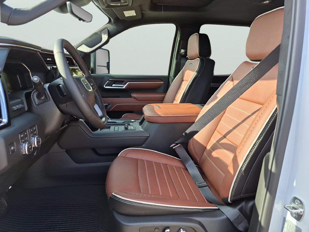 New 2026 GMC Sierra 3500 Denali Ultimate AWD/4WD image 18