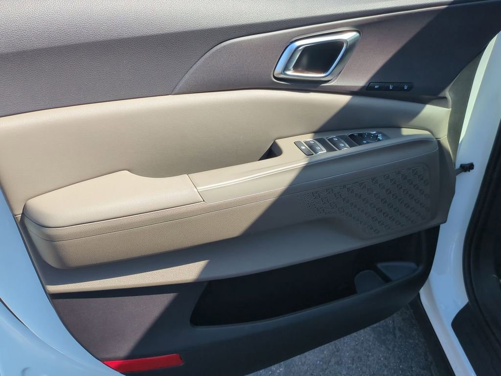 New 2026 Kia Carnival SX FWD image 23