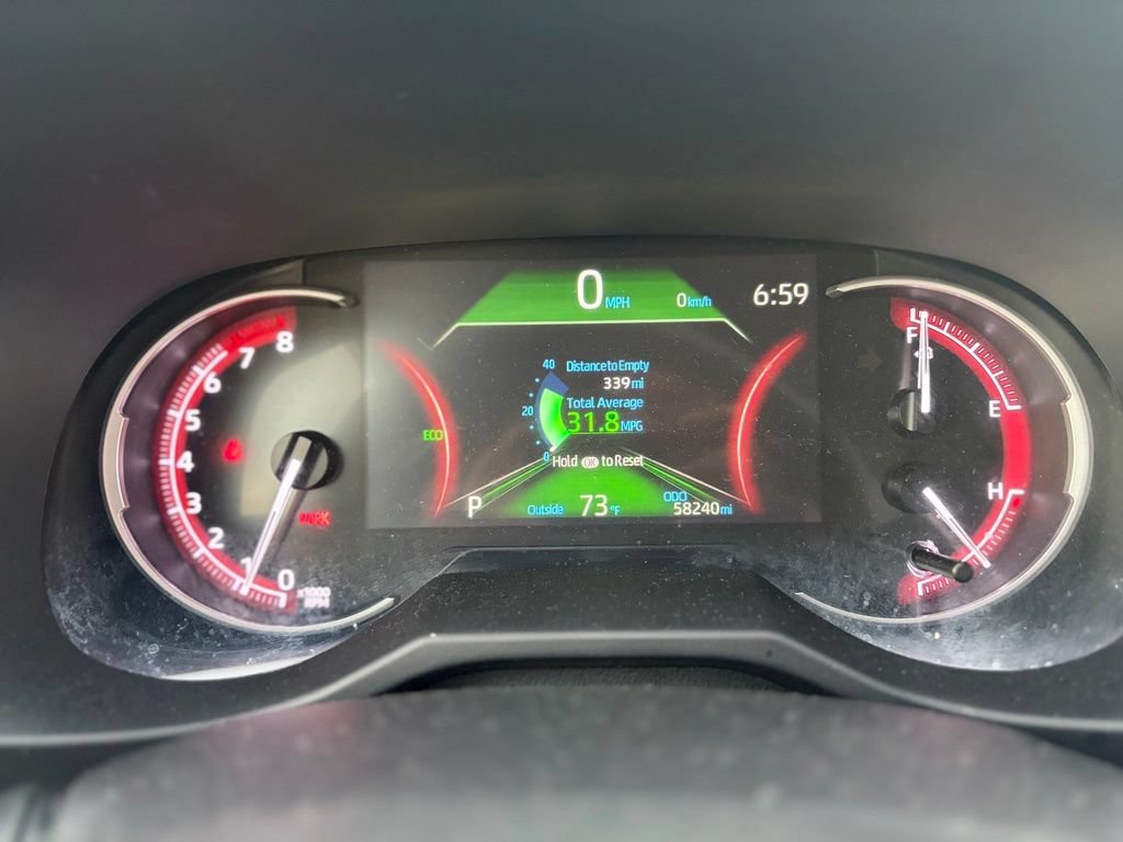 Used 2025 Toyota RAV4 LE AWD/4WD image 31