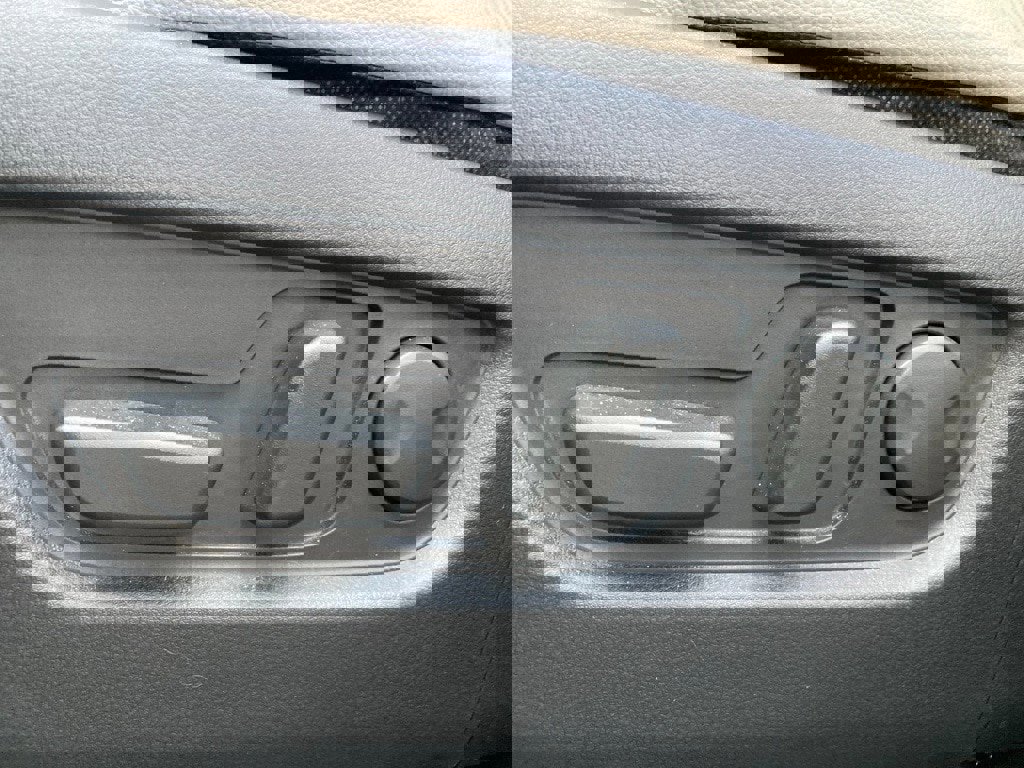 Used 2024 MAZDA CX-90 3.3 Turbo w/ Preferred Plus image 14