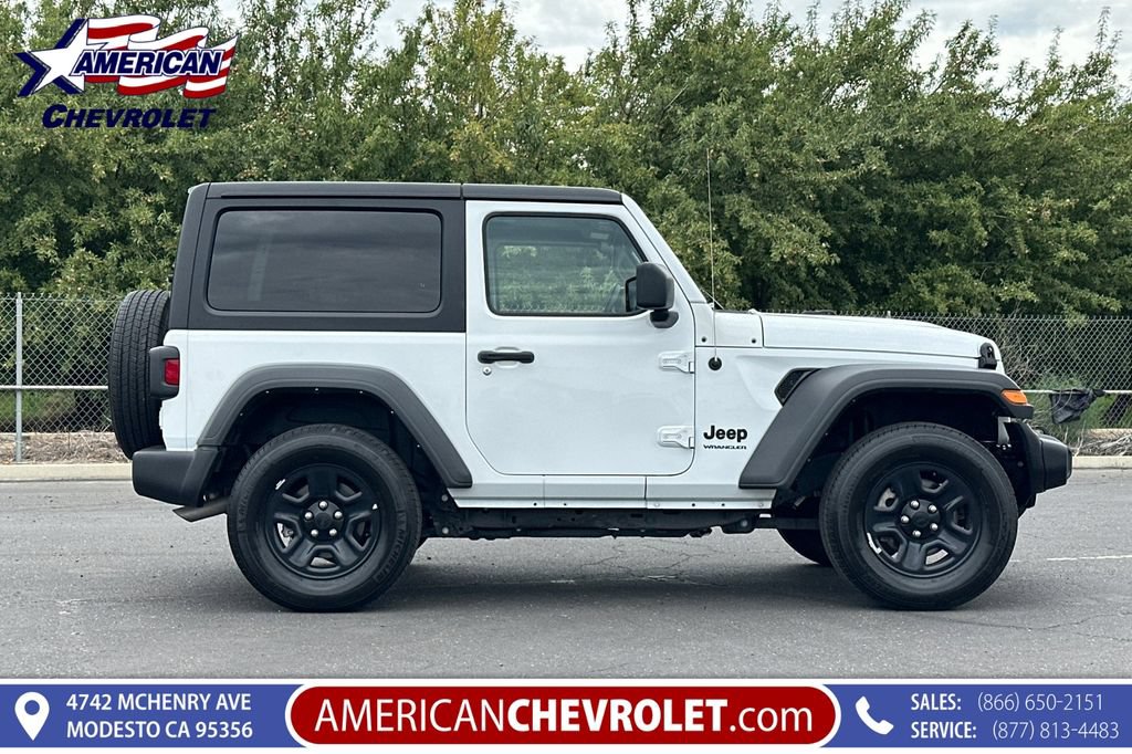 Used 2022 Jeep Wrangler Sport AWD/4WD image 4