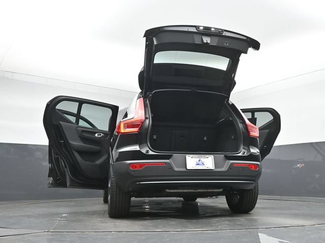 Used 2025 Volvo XC40 B5 Plus AWD/4WD image 54