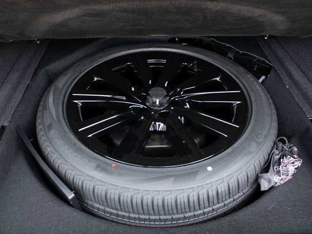 Used 2023 Land Rover Range Rover SE image 26