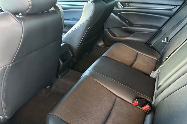 Used 2022 Honda Accord Sport image 11