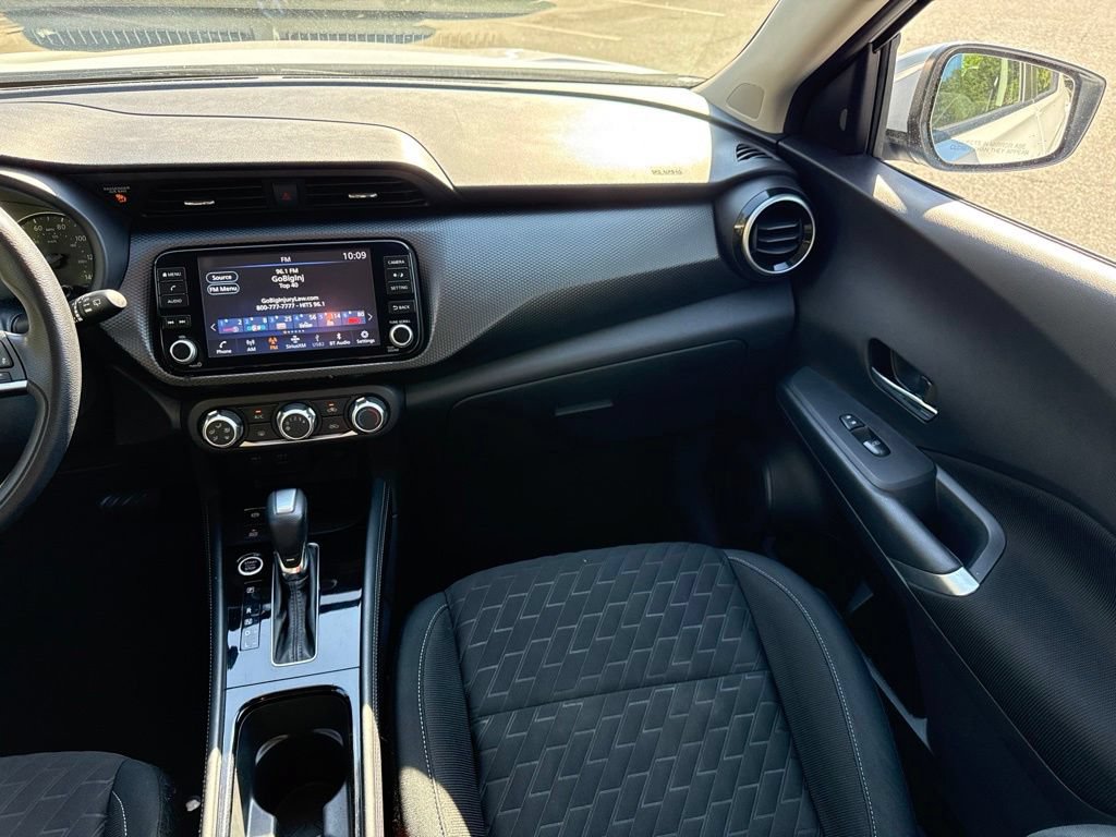 Certified 2023 Nissan Kicks SV FWD image 28