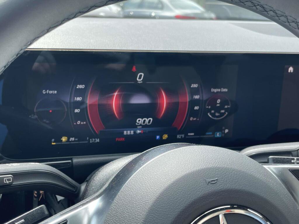 New 2026 Mercedes-Benz GLA 250 4MATIC image 3