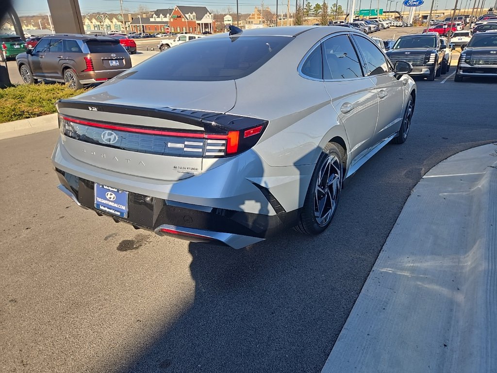 New 2026 Hyundai Sonata SEL FWD image 8
