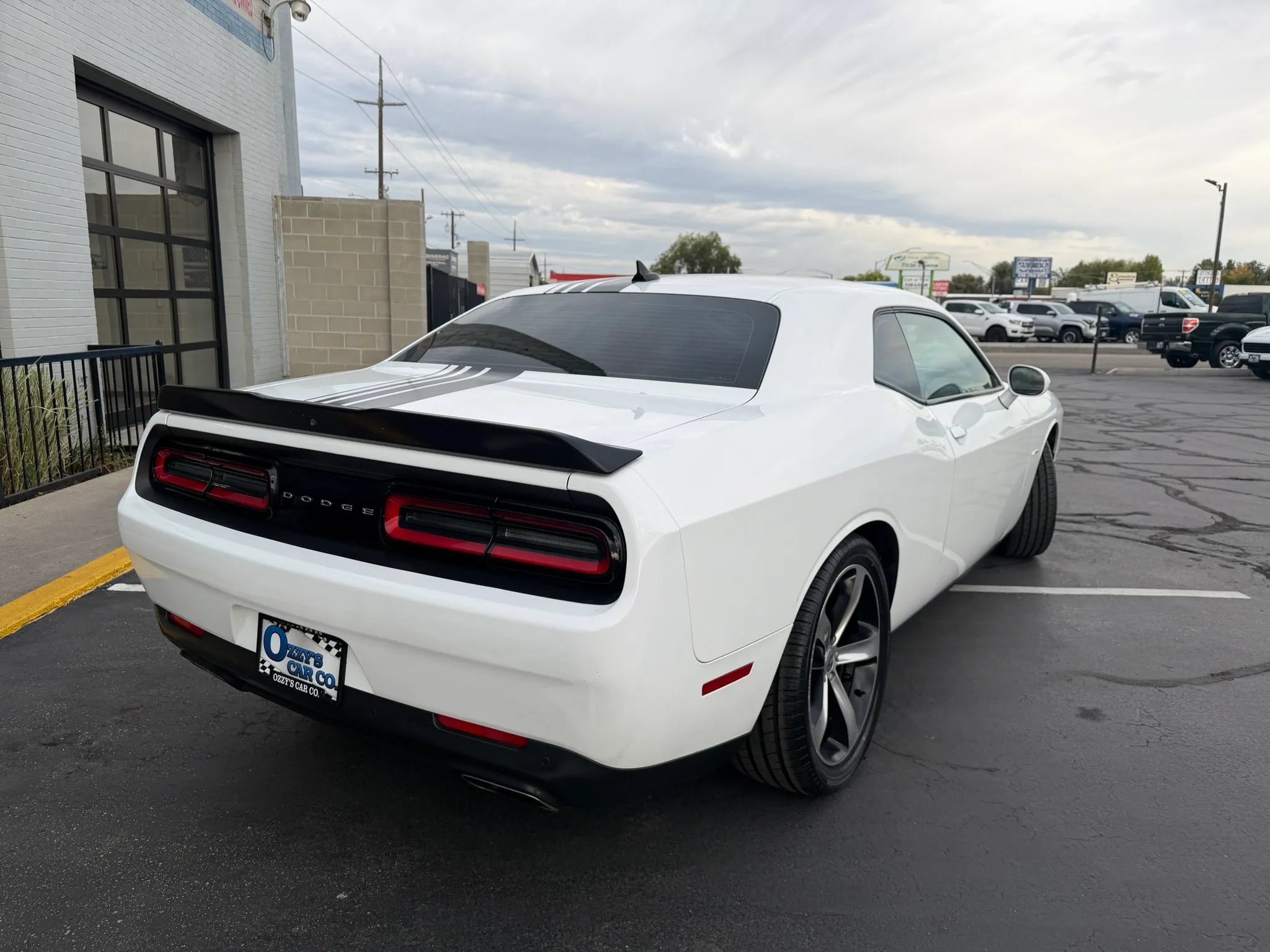 Used 2018 Dodge Challenger R/T Plus RWD image 8