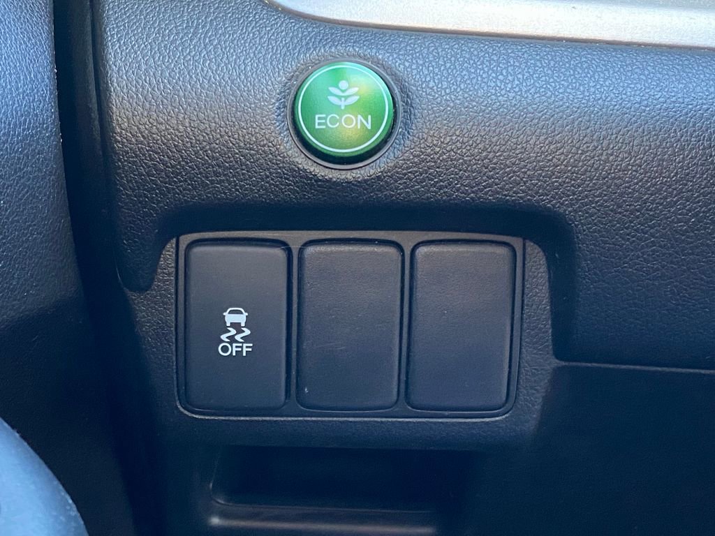Used 2012 Honda CR-V LX image 24