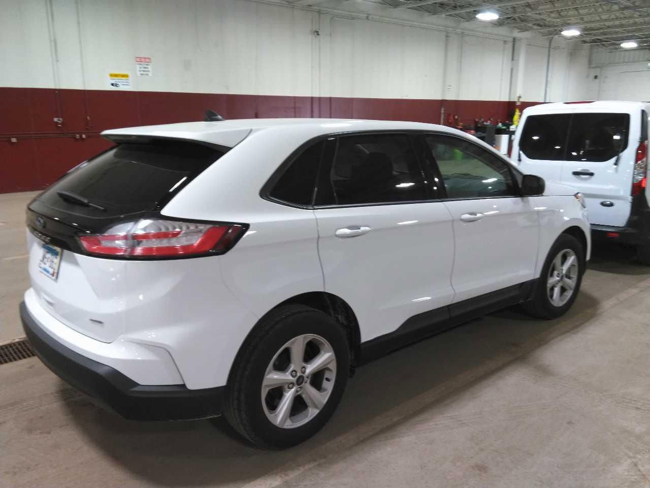 Used 2022 Ford Edge SE AWD/4WD image 4