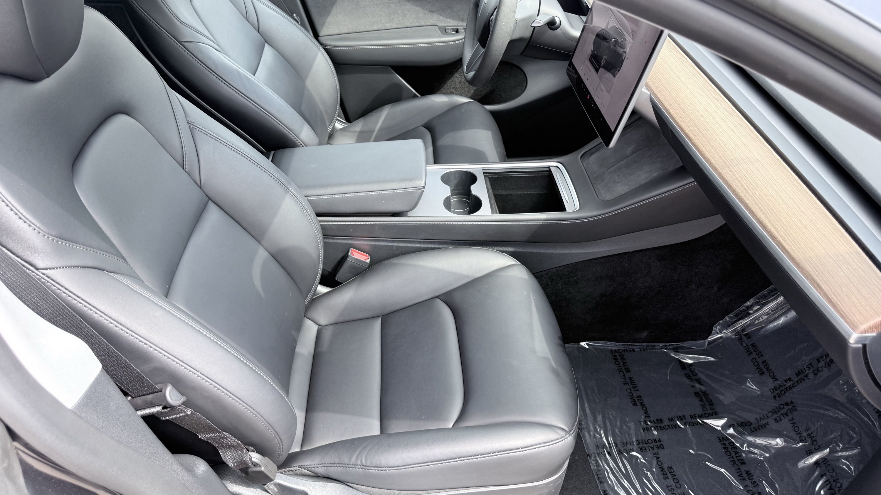 Used 2024 Tesla Model Y Long Range RWD image 42