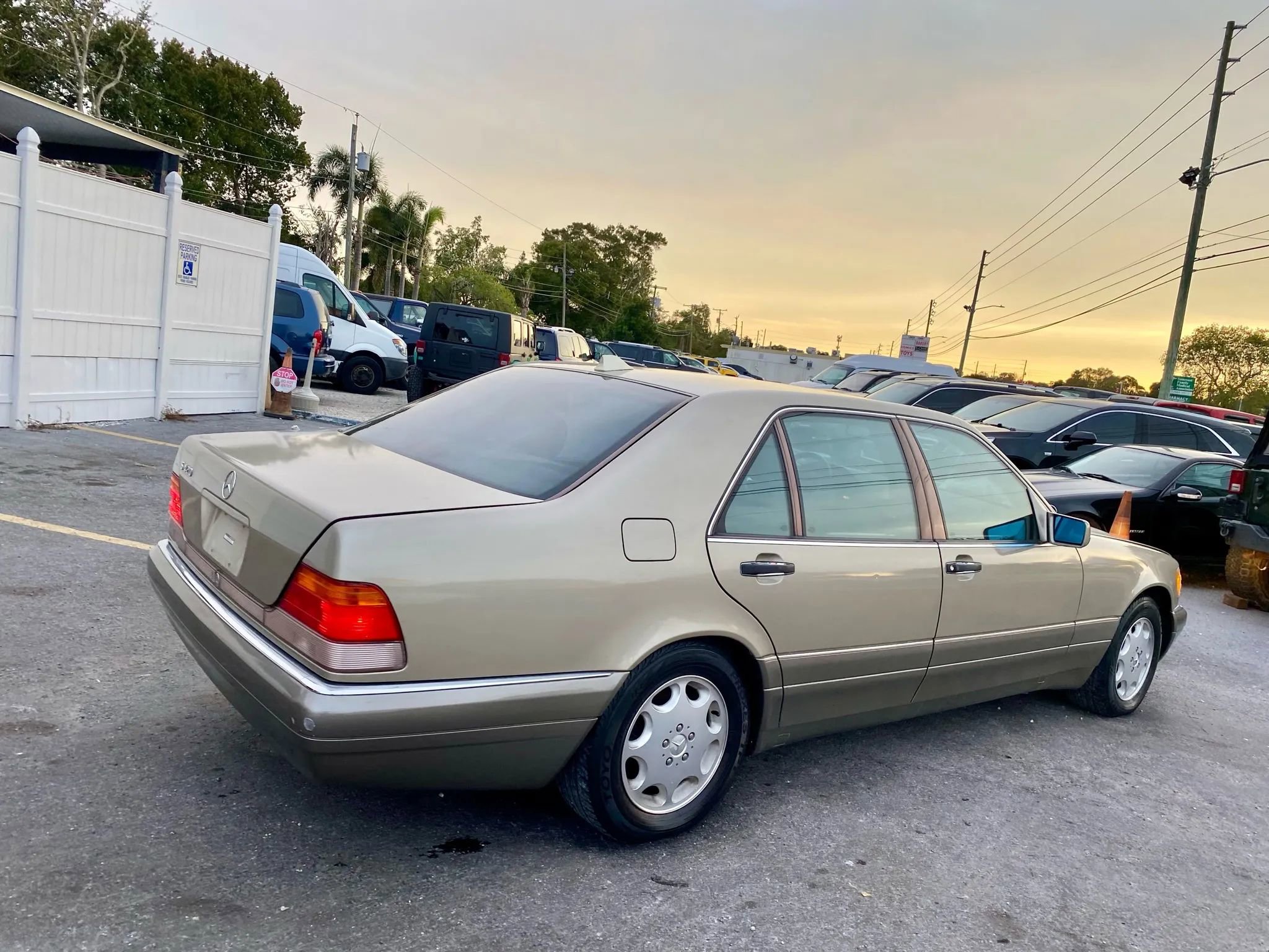 Used 1995 Mercedes-Benz S 420 image 4