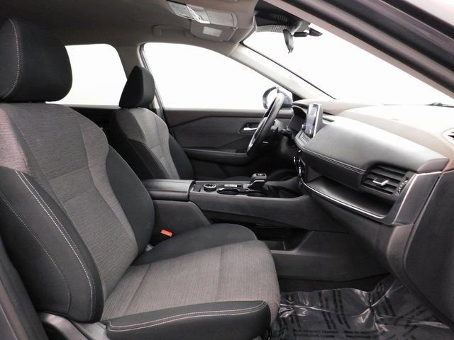 Certified 2023 Nissan Rogue SV image 31