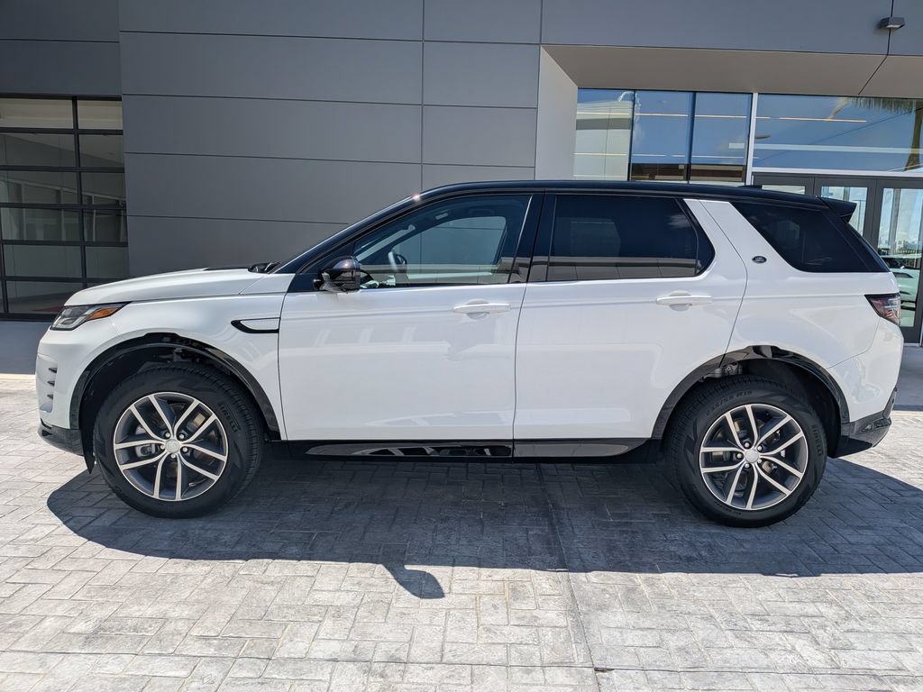 New 2026 Land Rover Discovery Sport Landmark AWD/4WD image 3