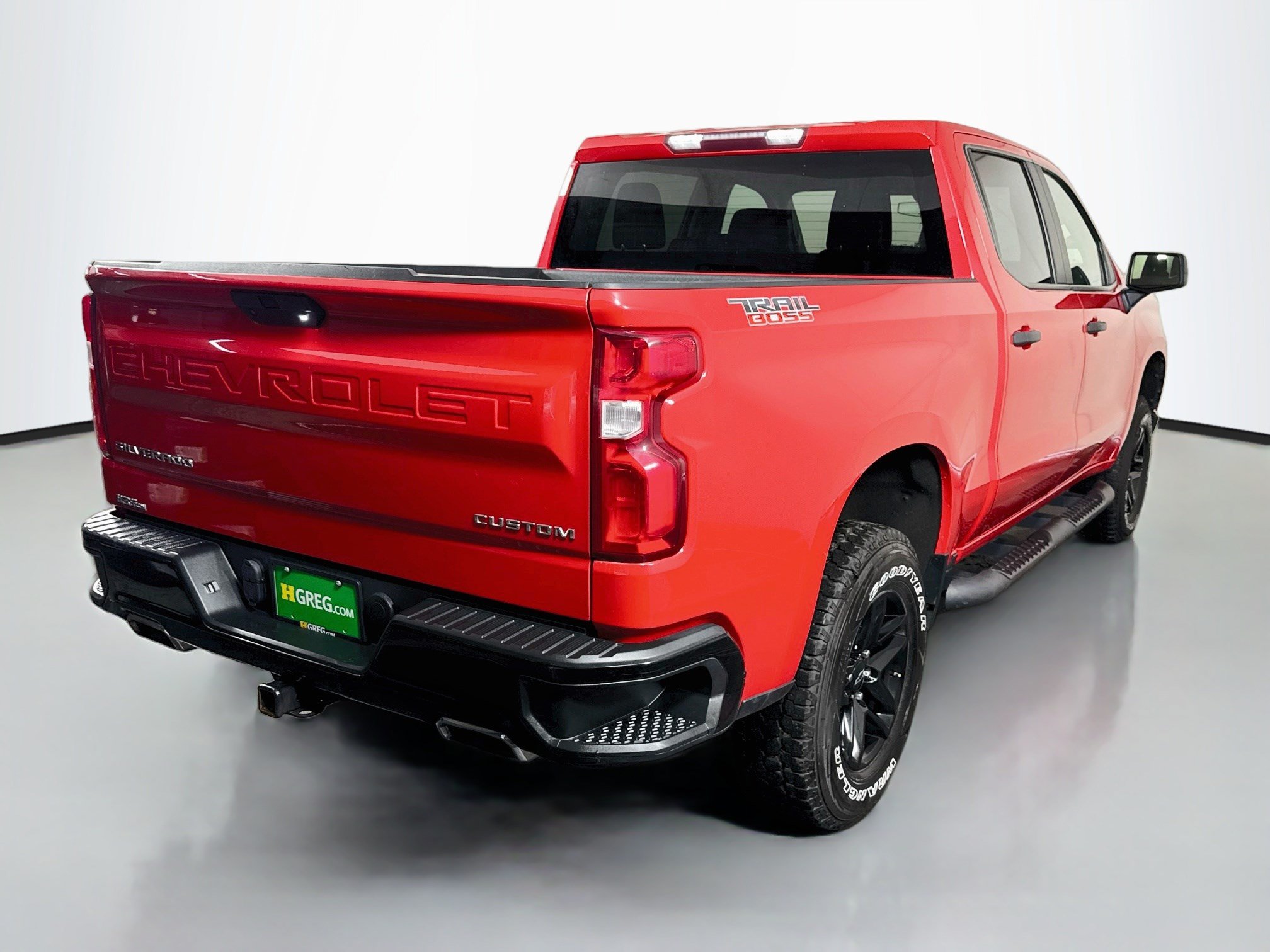 Used 2022 Chevrolet Silverado 1500 Custom Trail Boss w/ Safety Confidence Package AWD/4WD image 10