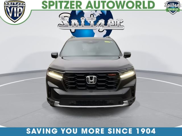 Used 2025 Honda Pilot TrailSport image 4