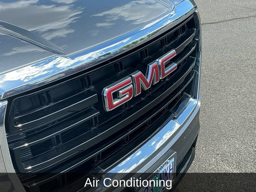 Used 2021 GMC Yukon SLE AWD/4WD image 5