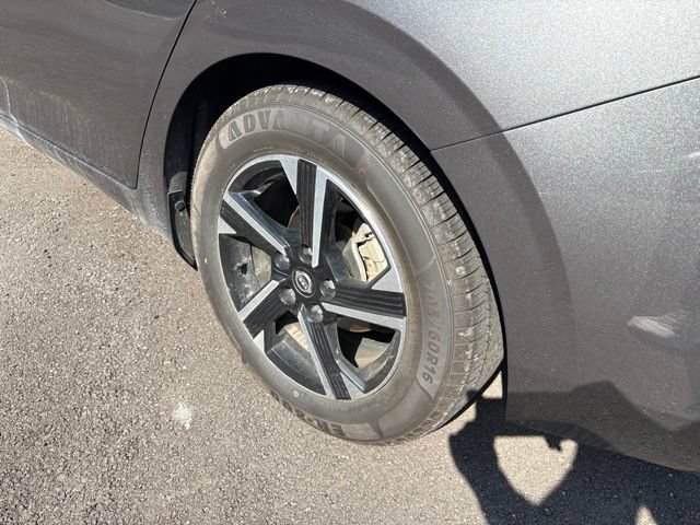 Used 2025 Nissan Sentra SV FWD image 4